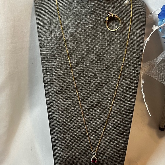 Red Garnet Necklace Set - Picture 5 of 8